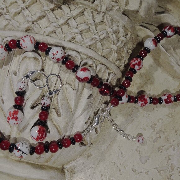 Handcrafted necklace/earring set with deep scarlet, white, and black elements - Picture 5 of 10